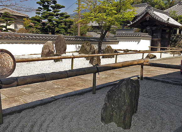Komyozen-ji zen gardens and temple, a 5-minute walk from the shrine